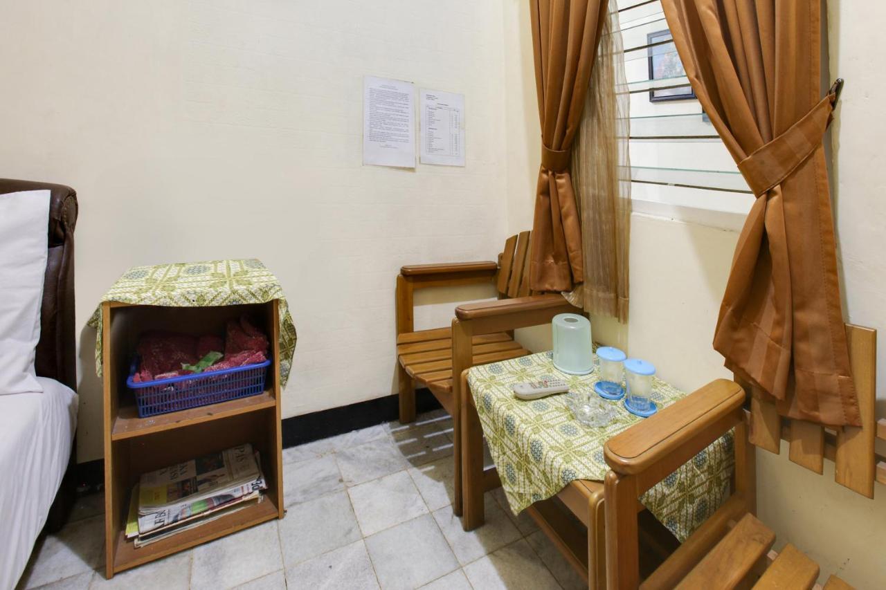 Lite Rooms Bogor Guest House Exterior photo